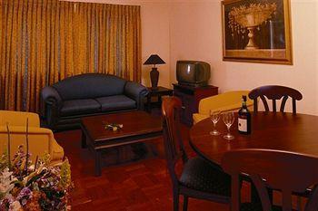 Sentinel Executive Apartment Hotel Pretoria-Noord Extérieur photo